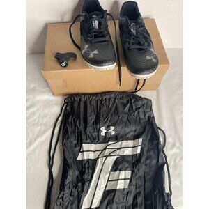 Men's 7.5 / W9 Under Armour U Kick Sprint 4 Track Spikes Black White 3025461-002